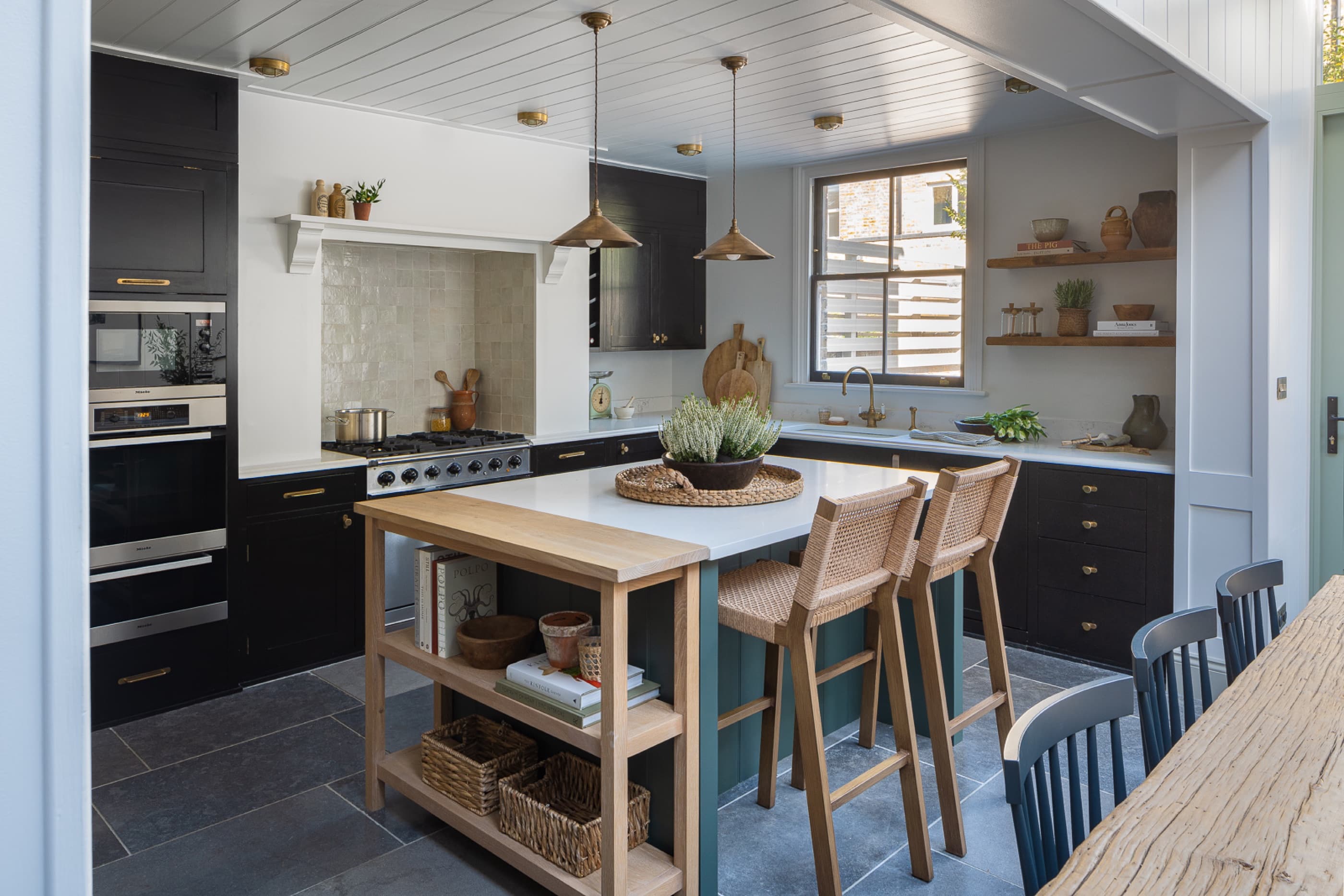 Fulham House — kitchen island