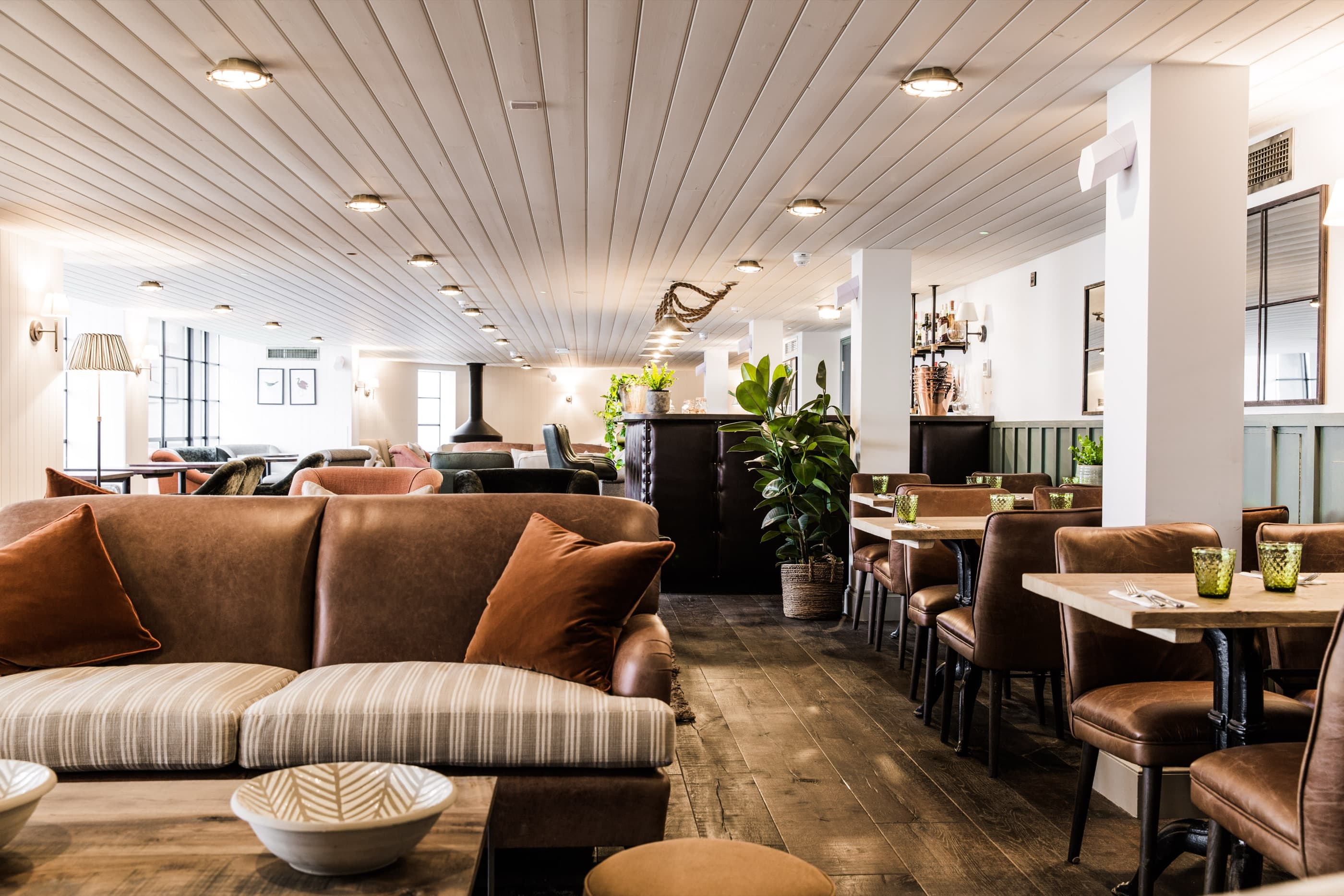 Gara Rock Hotel — bar