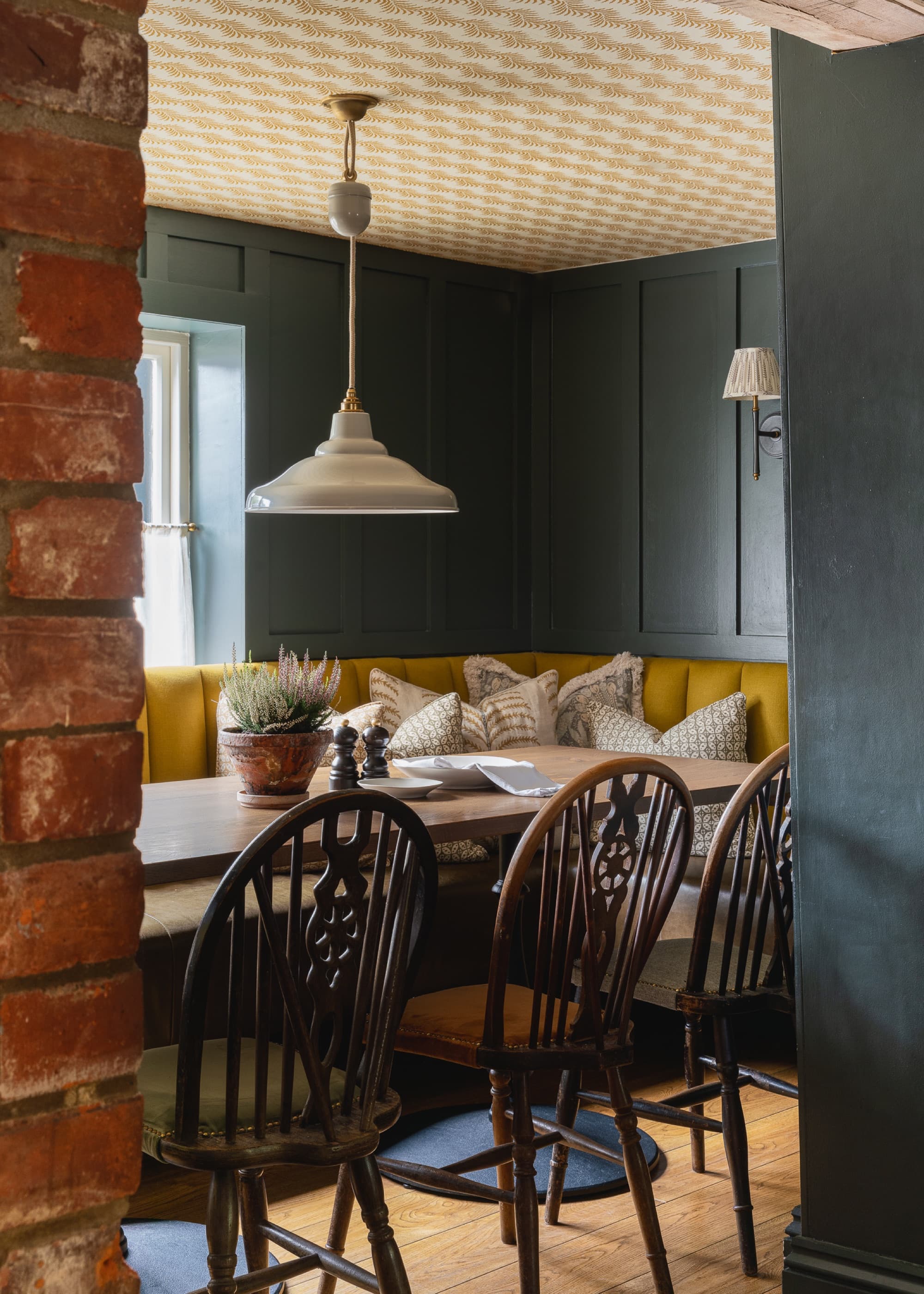 The Mutton Pub — snug detail