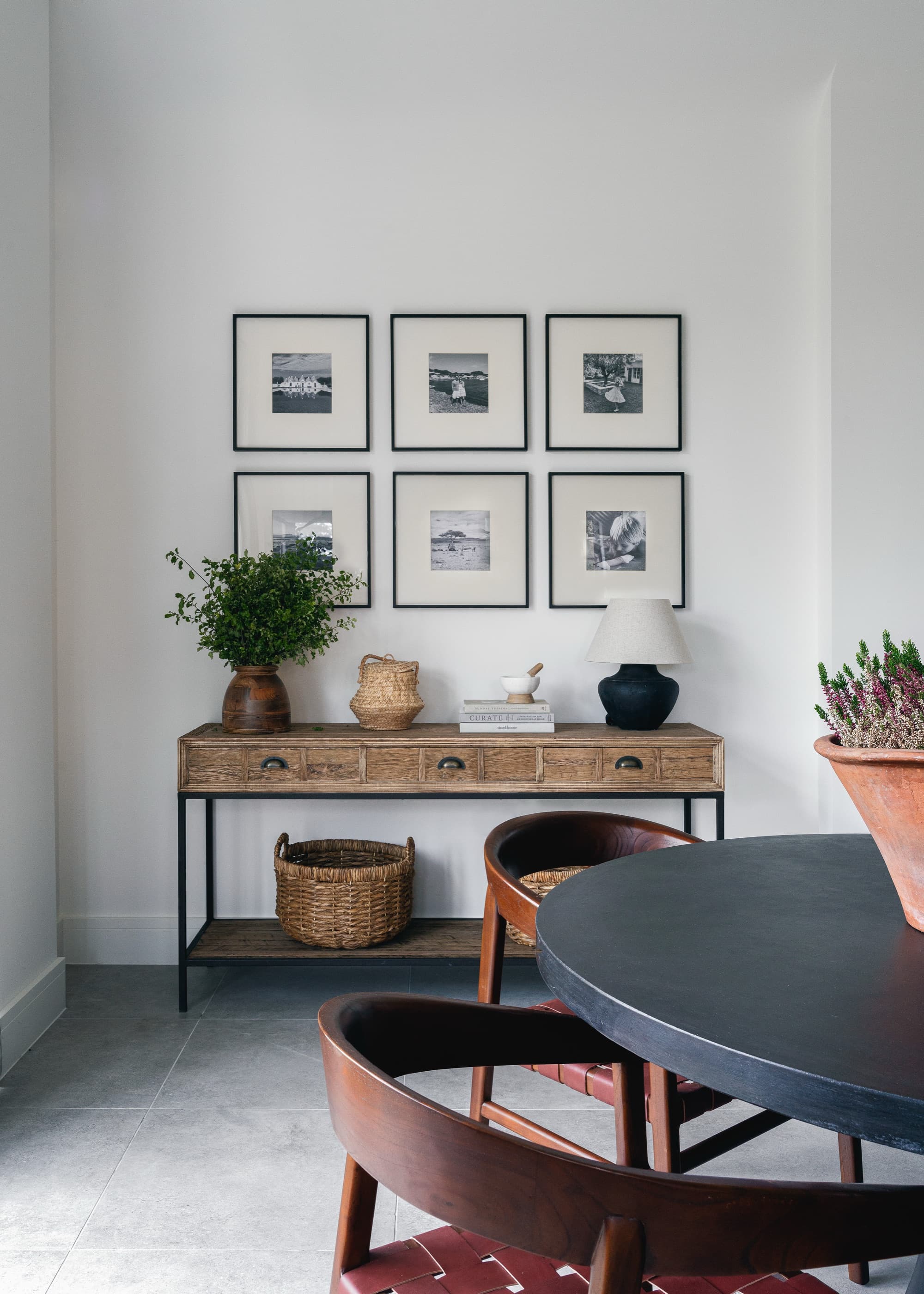 Dorn Valley — gallery landing